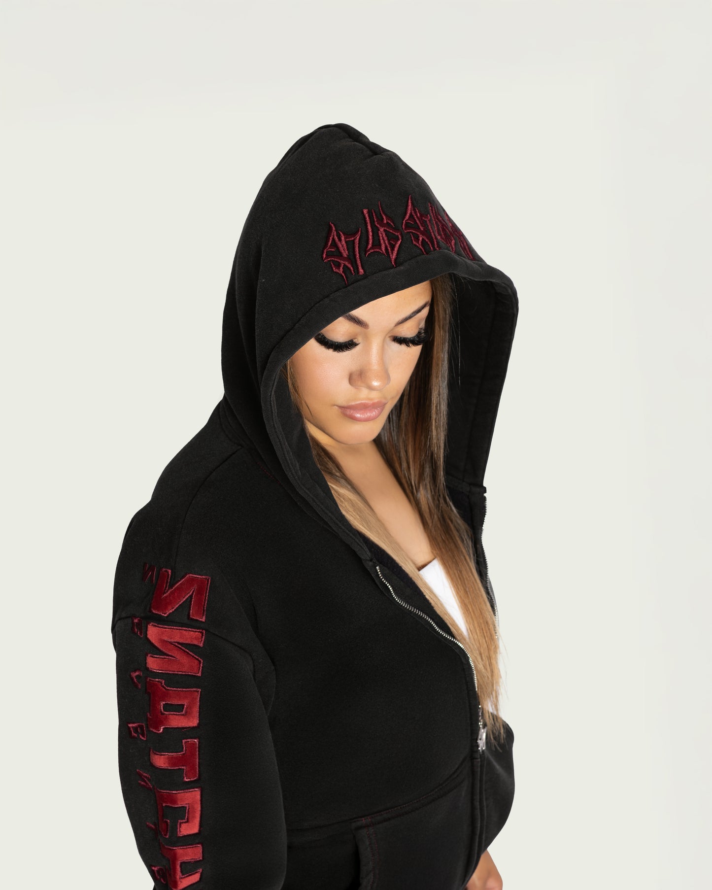 BLACK S17 ZIP HOODIE